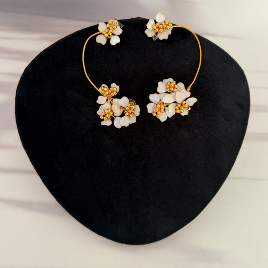 Ivory Bloom Earcuff