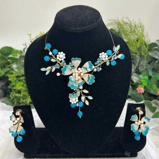 Romina Necklace & earrings