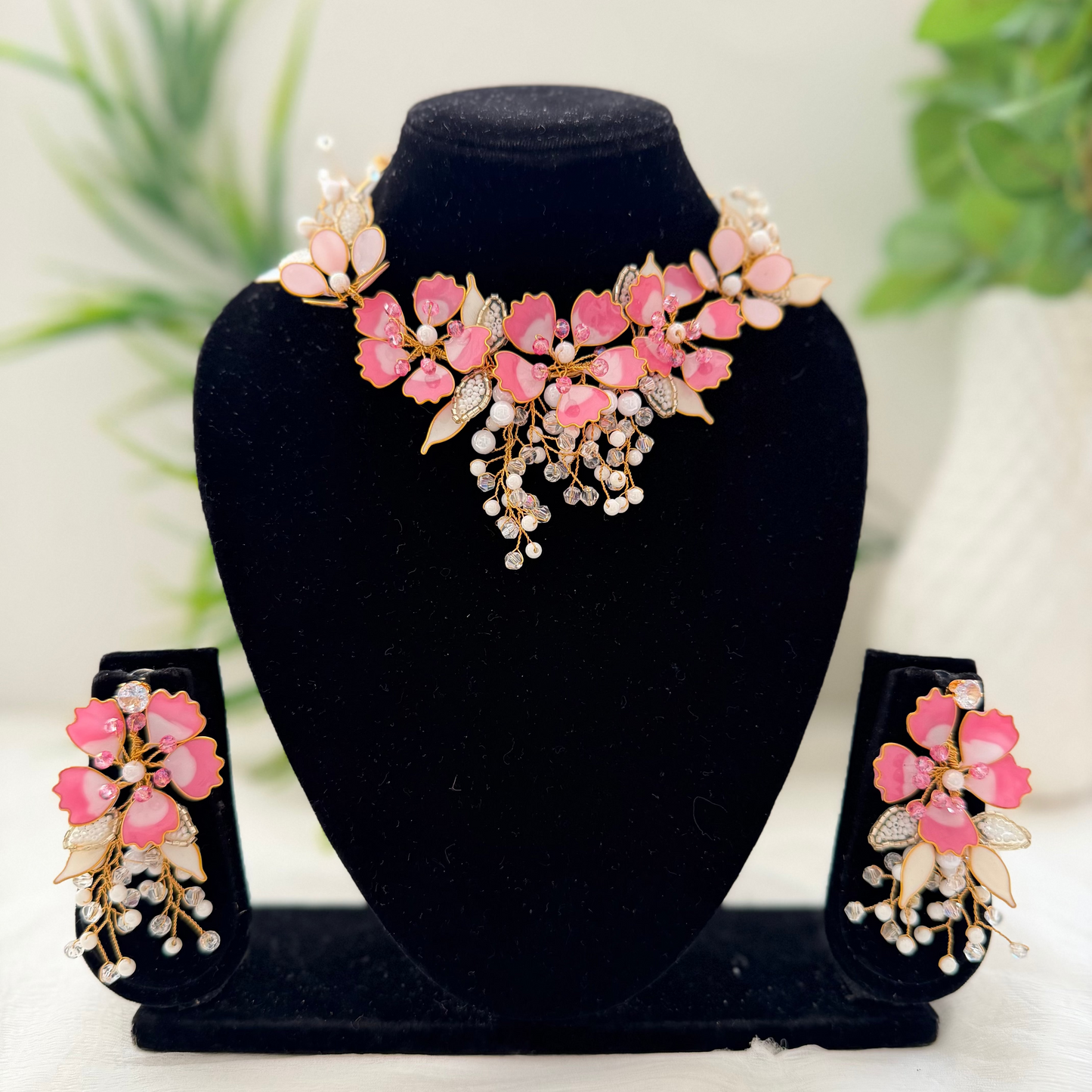 Serelle Necklace & earrings