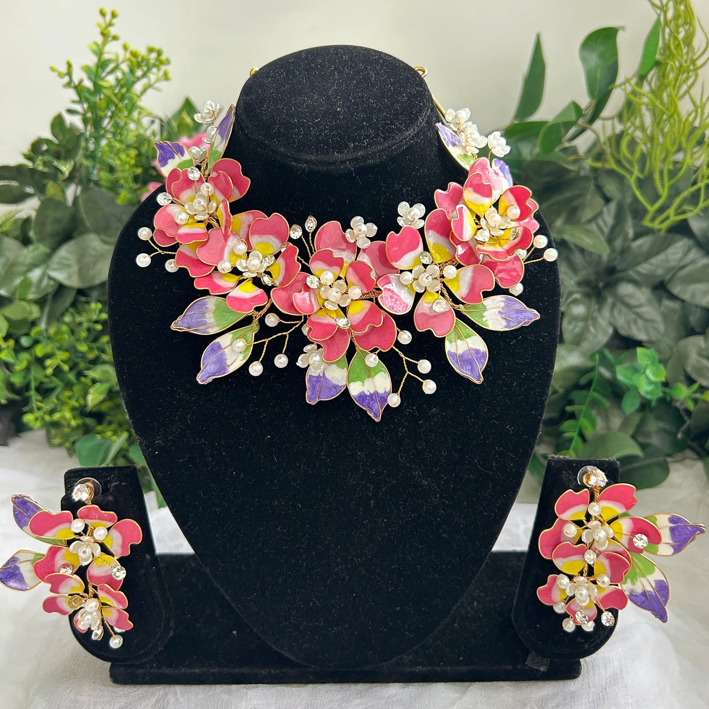 Emmy Necklace & earrings