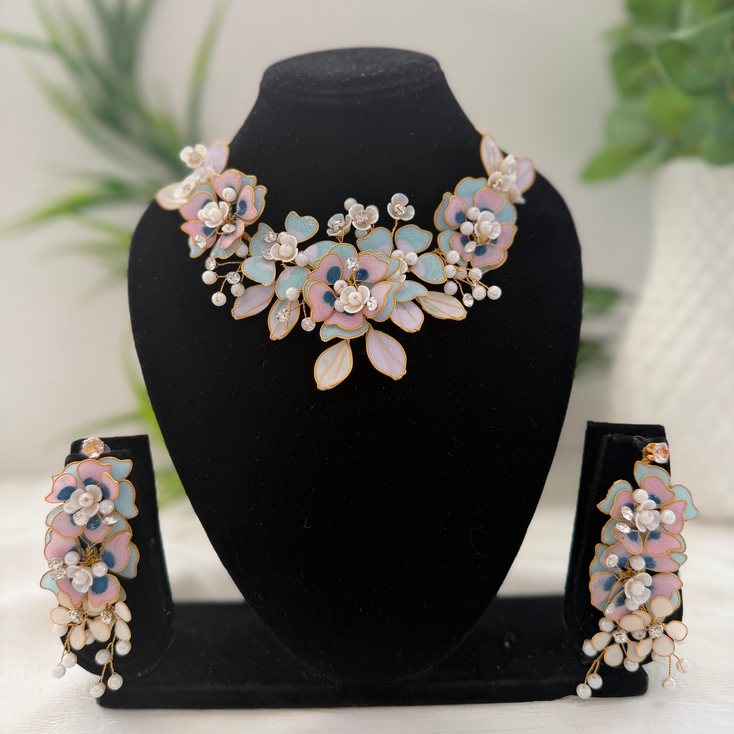 Zeva Necklace & earrings