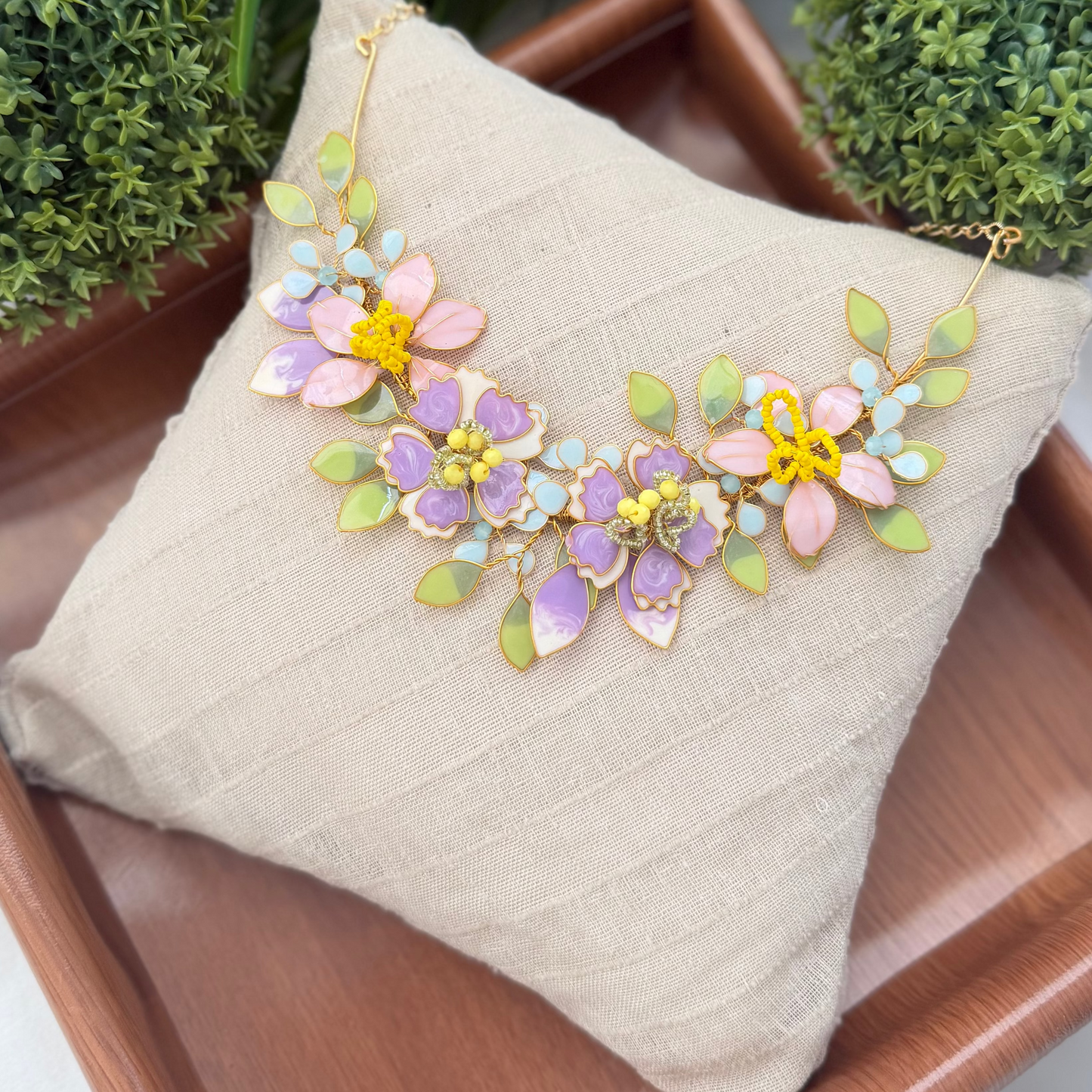 Riva Necklace & earrings