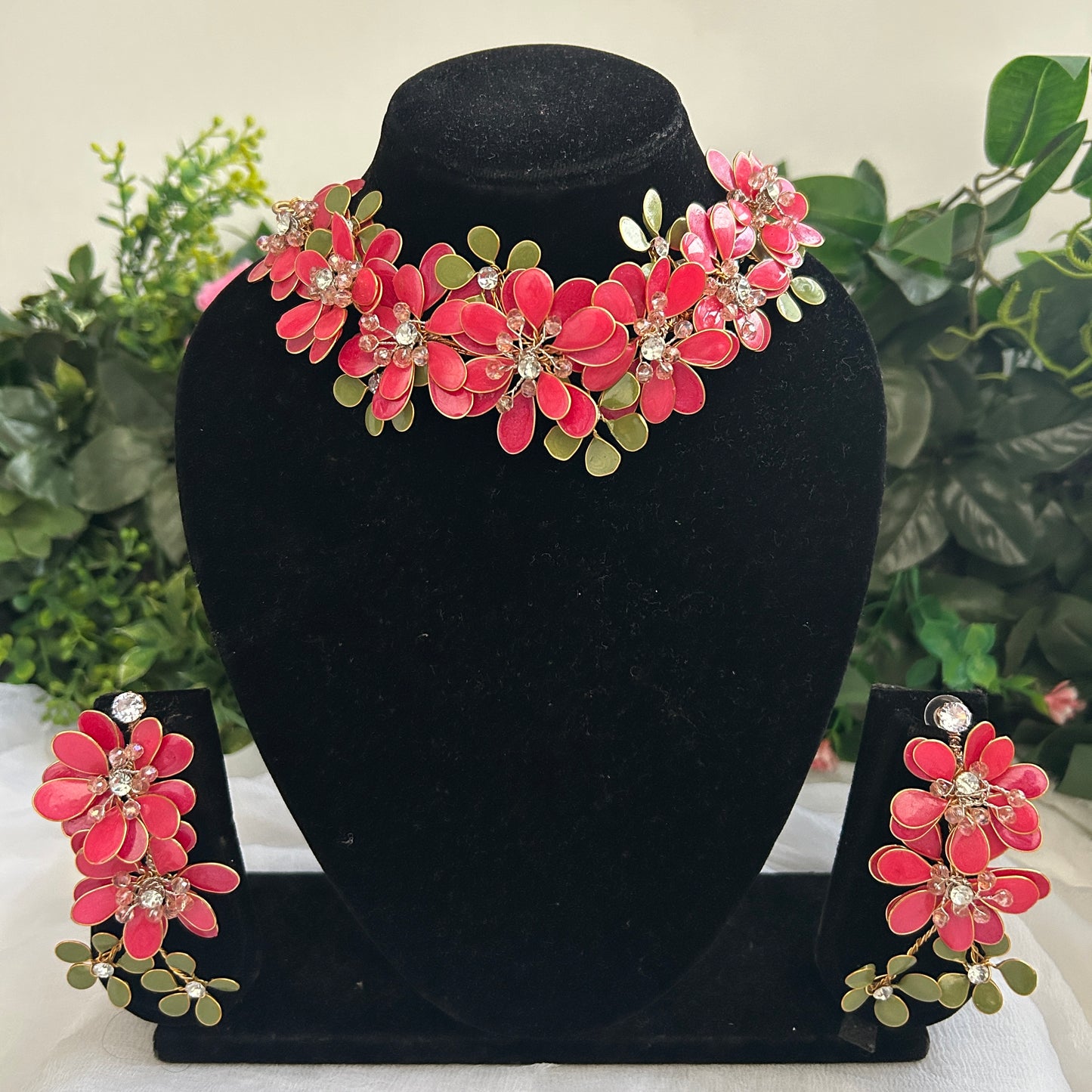 Raegan Necklace & earrings