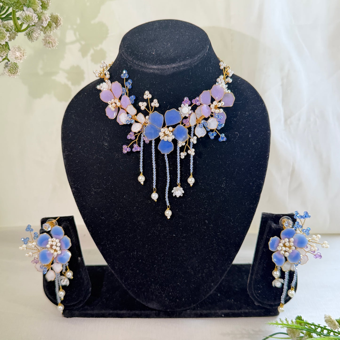 Zhanna Necklace & earrings