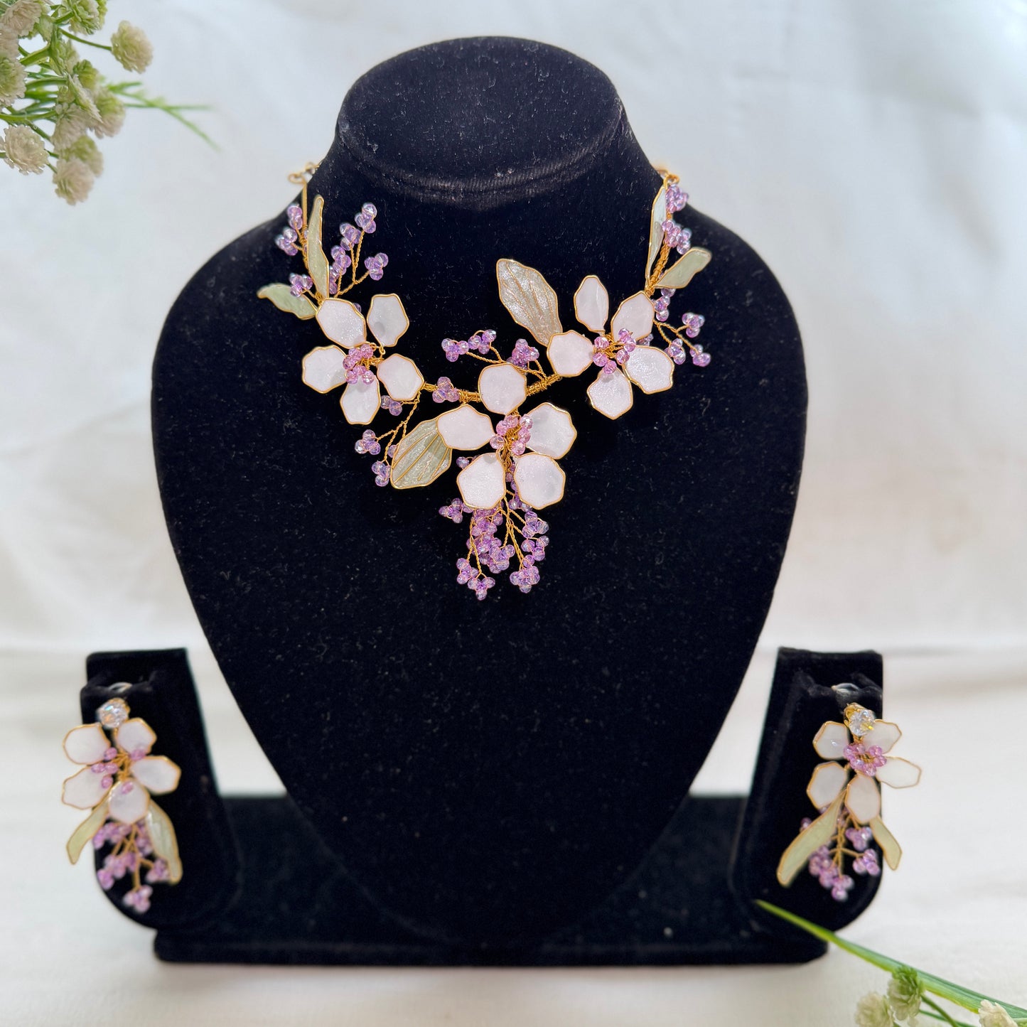 Taisia Necklace & earrings