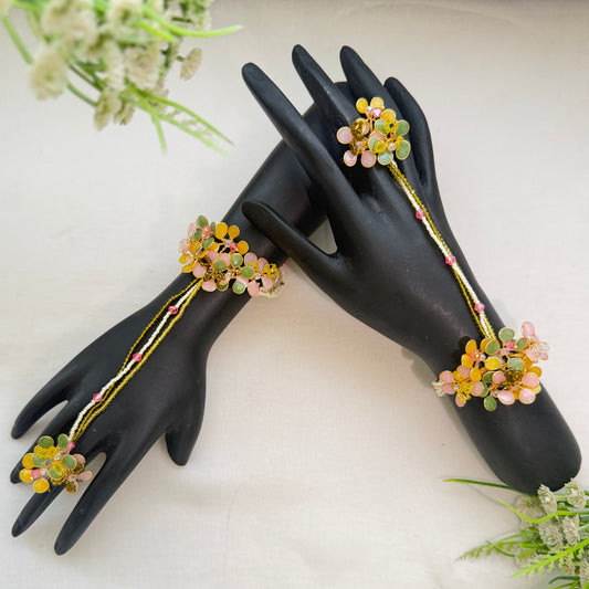 Riley Hand Harness