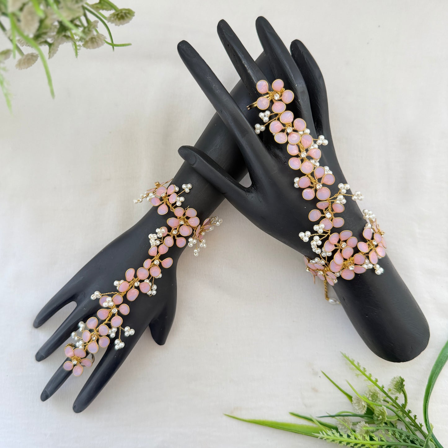 Wisteria hand Harness