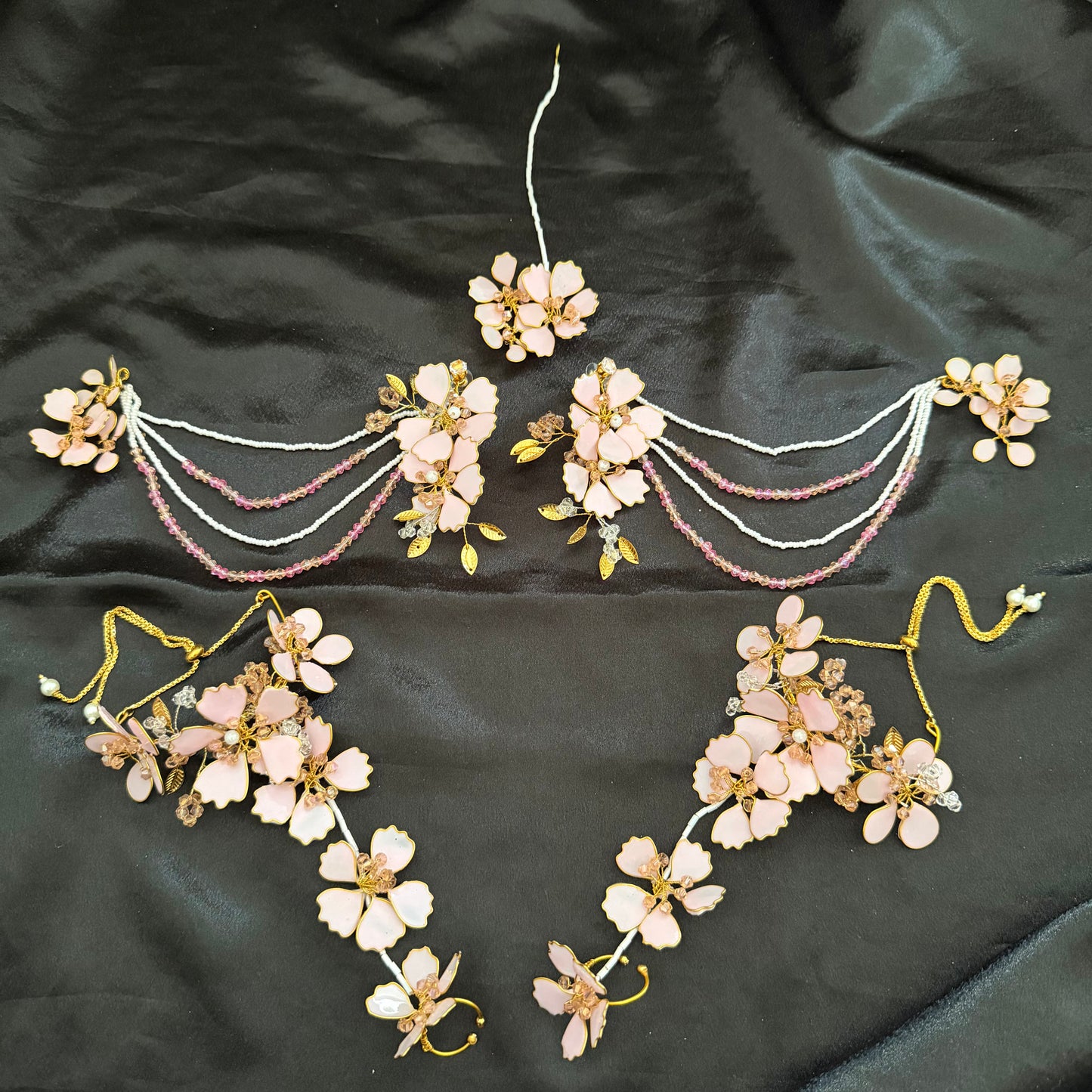 Elara Set