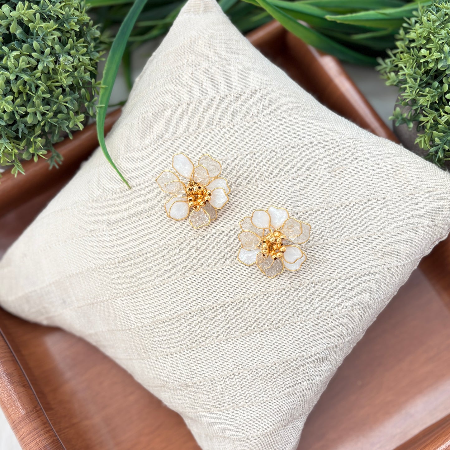 Anya Necklace & earrings