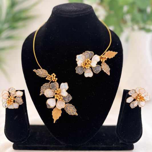 Anya Necklace & earrings