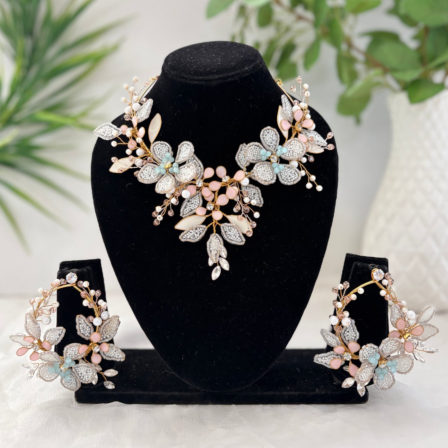 Aurora Necklace & earrings