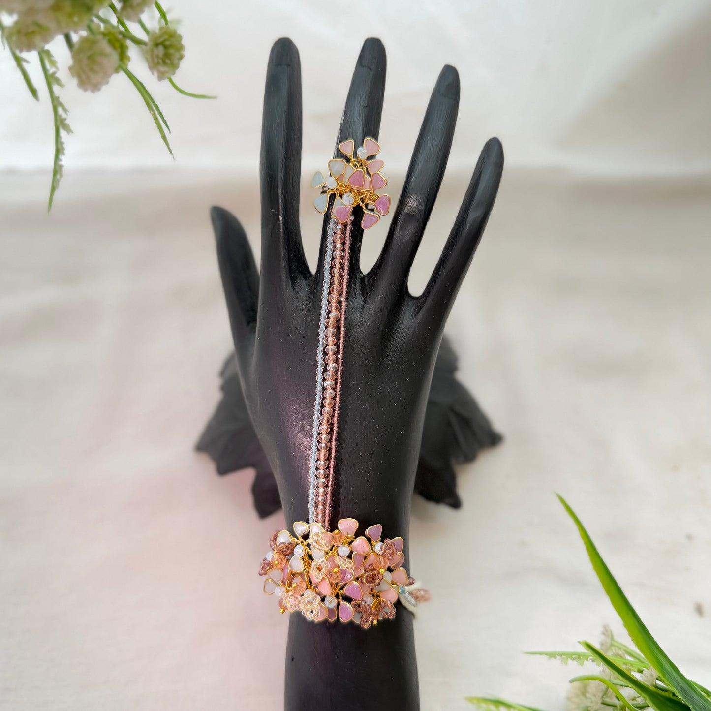 Pastel Riley Hand Harness