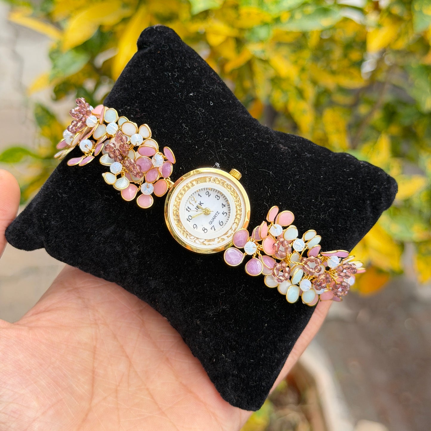 Dialora Watch