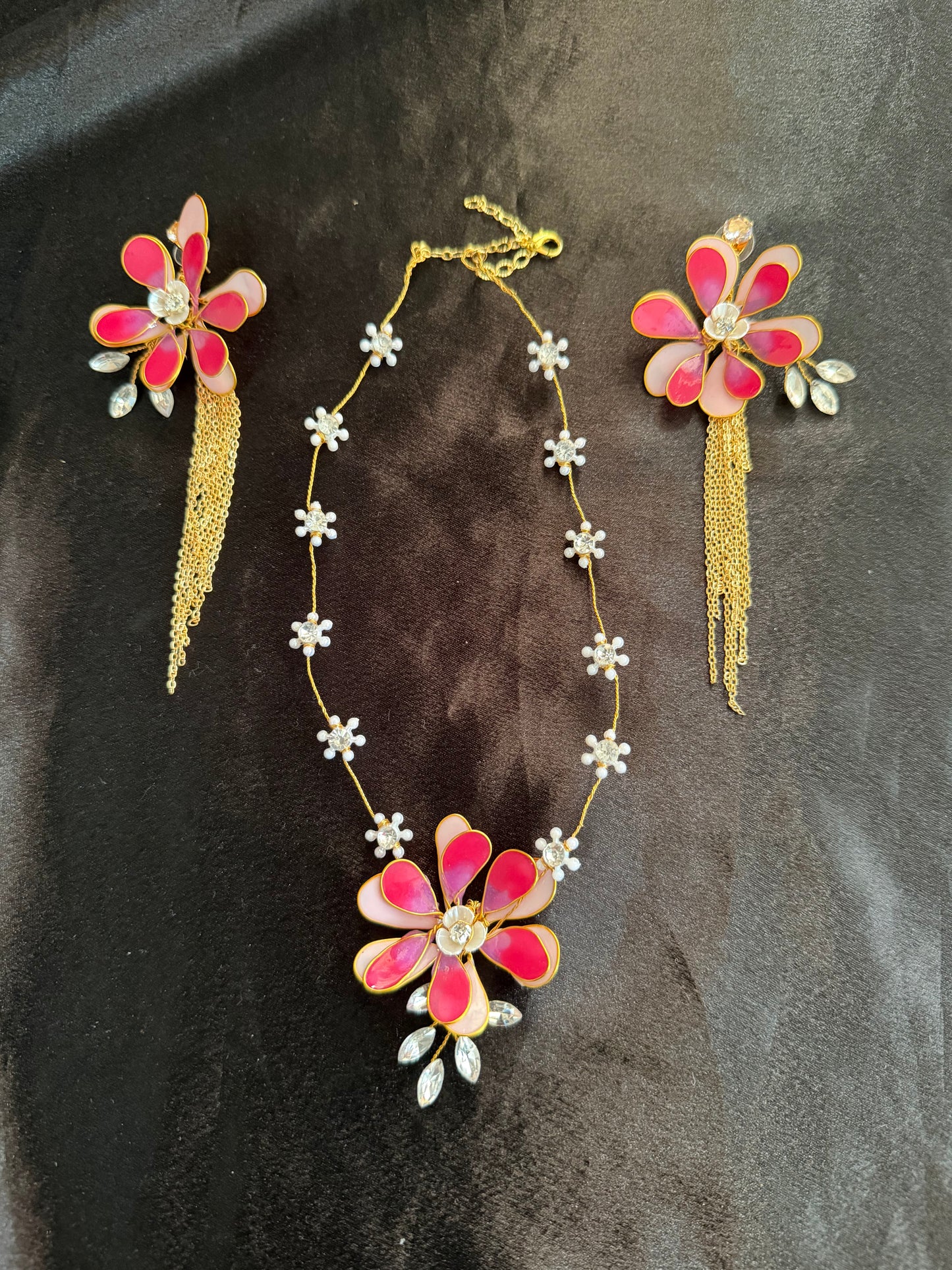 Julianna Necklace & earrings