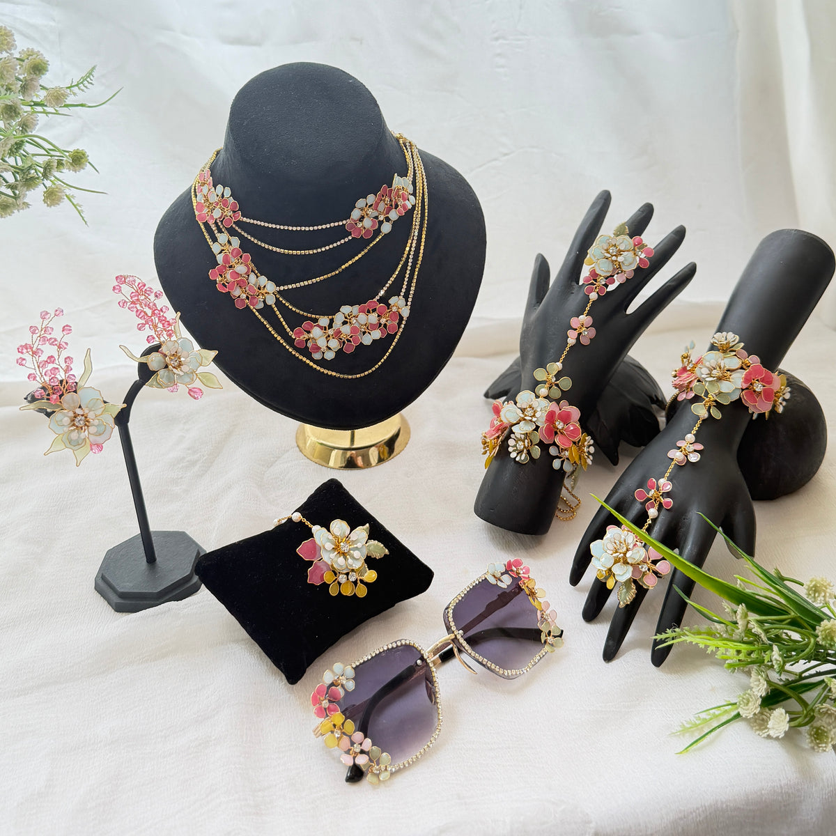 Aurelia Set