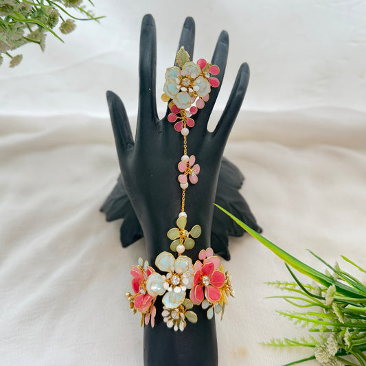 Aurelia hand Harness