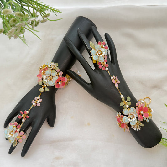 Aurelia hand Harness
