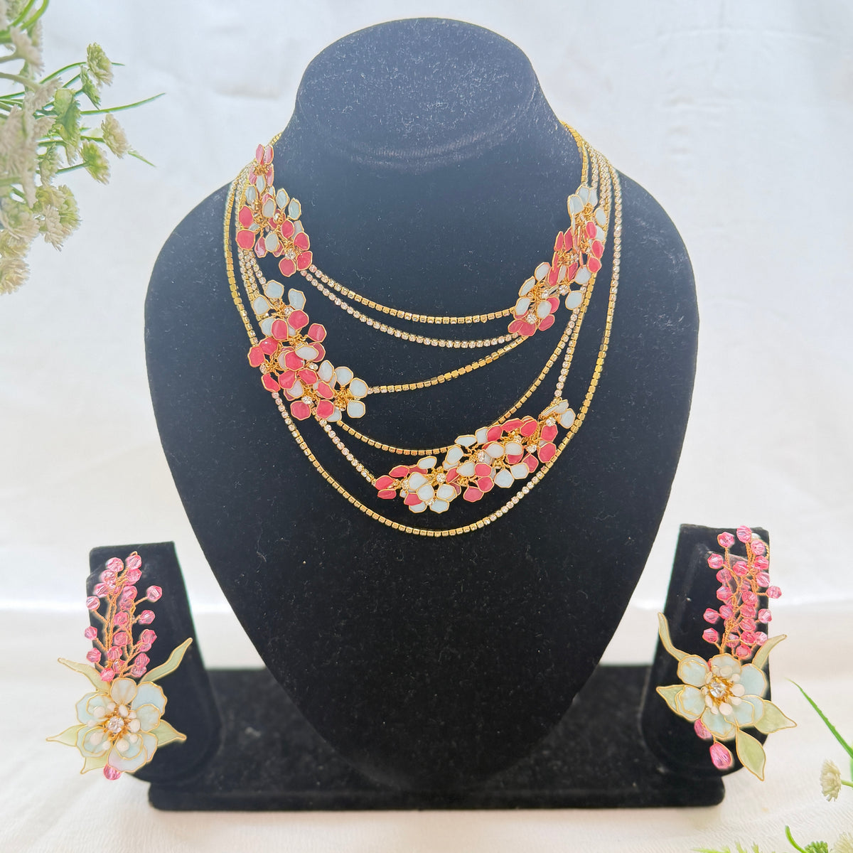 Aurelia Necklace & earrings
