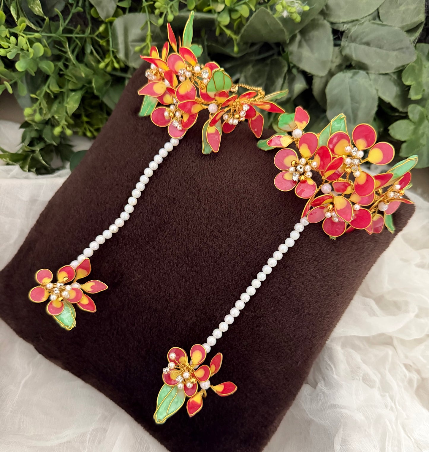 Elora hand Harness