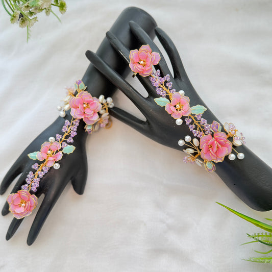 Rosea Hand Harness