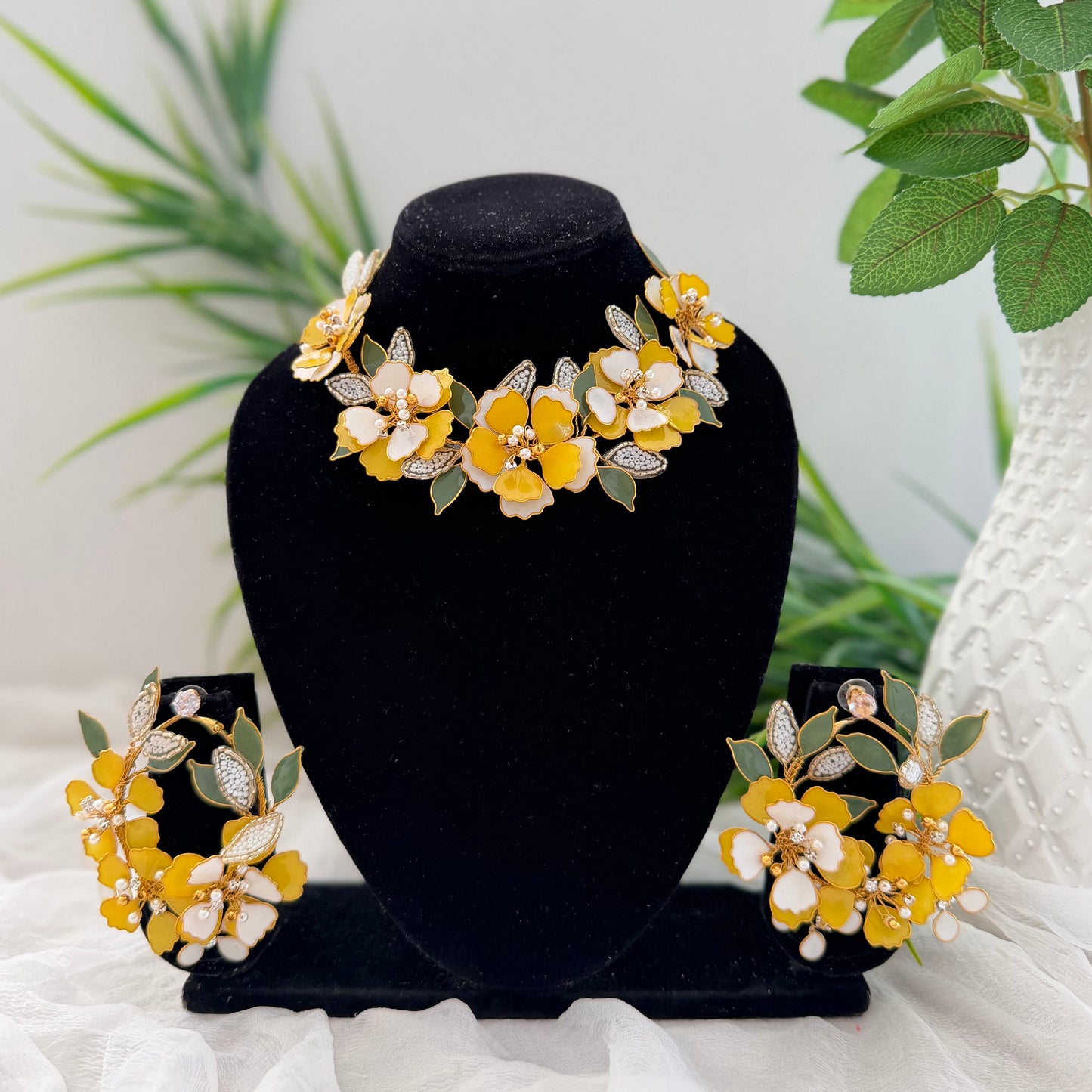 Rachel Necklace & earrings