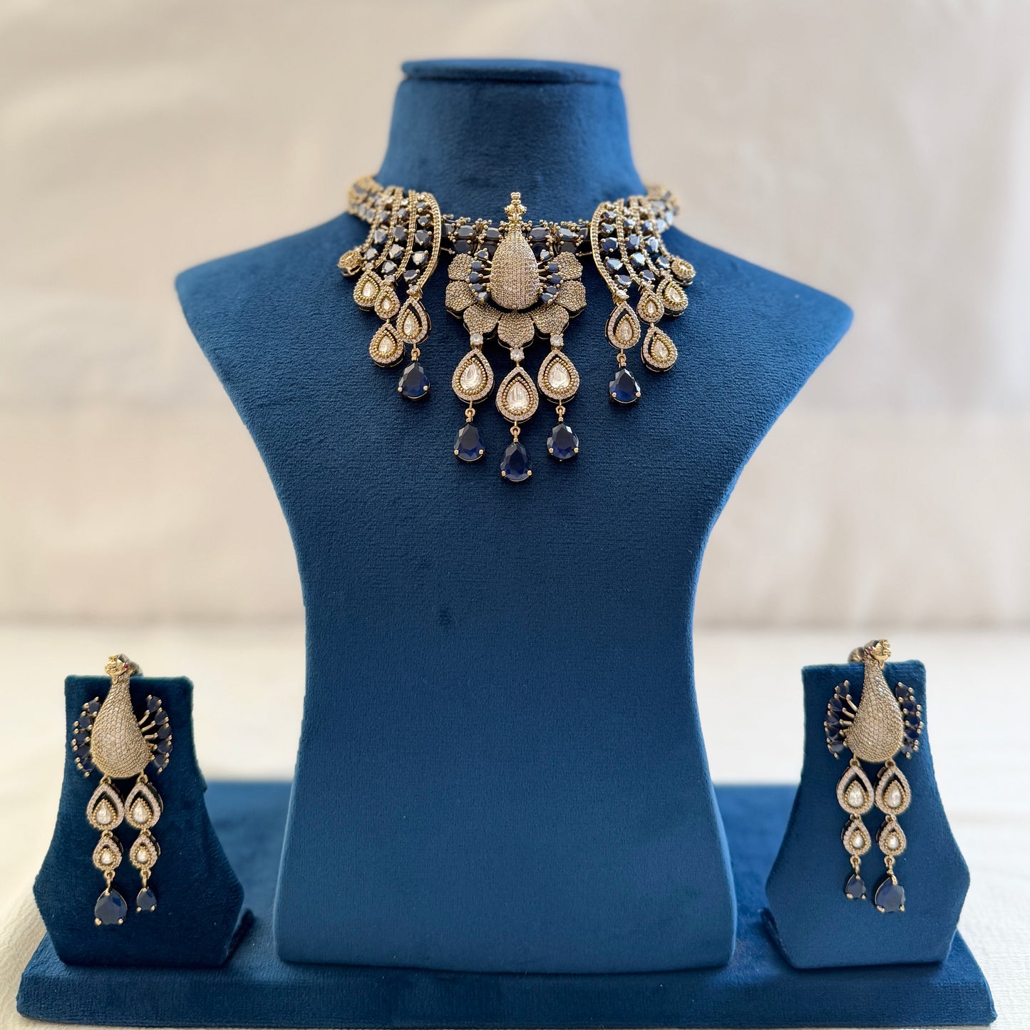 Mayura Necklace & earrings