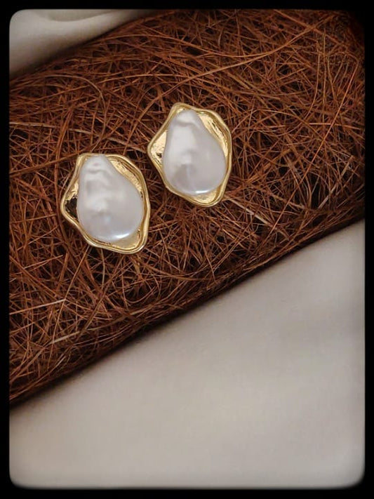 Alma Earrings