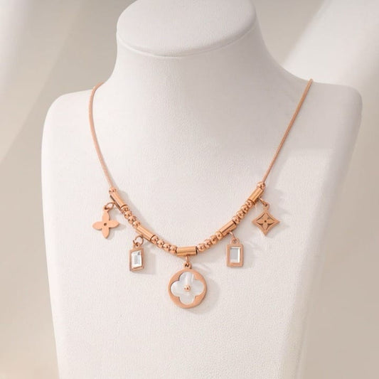 Melany Chain with Pendent