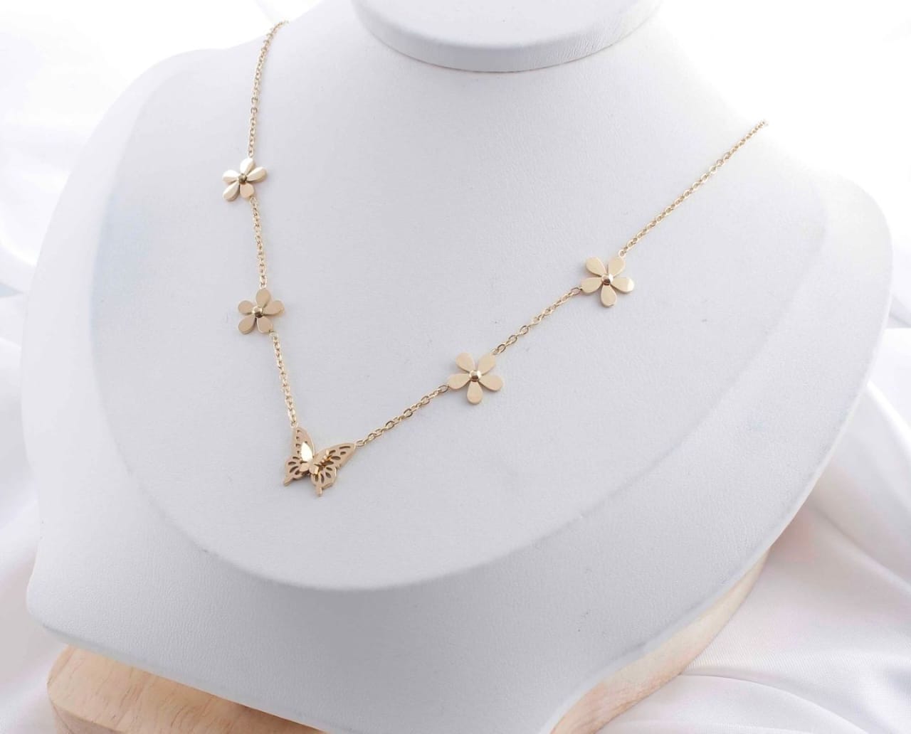 Heidi Chain with Pendent