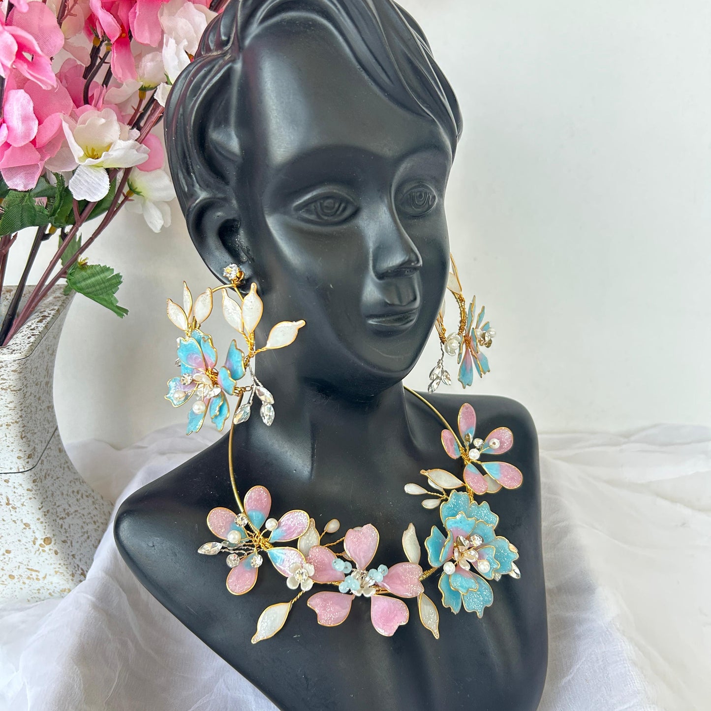 Emily Necklace & earrings