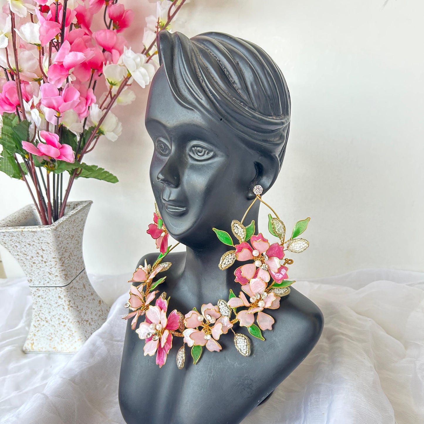 Isabella Necklace & earrings