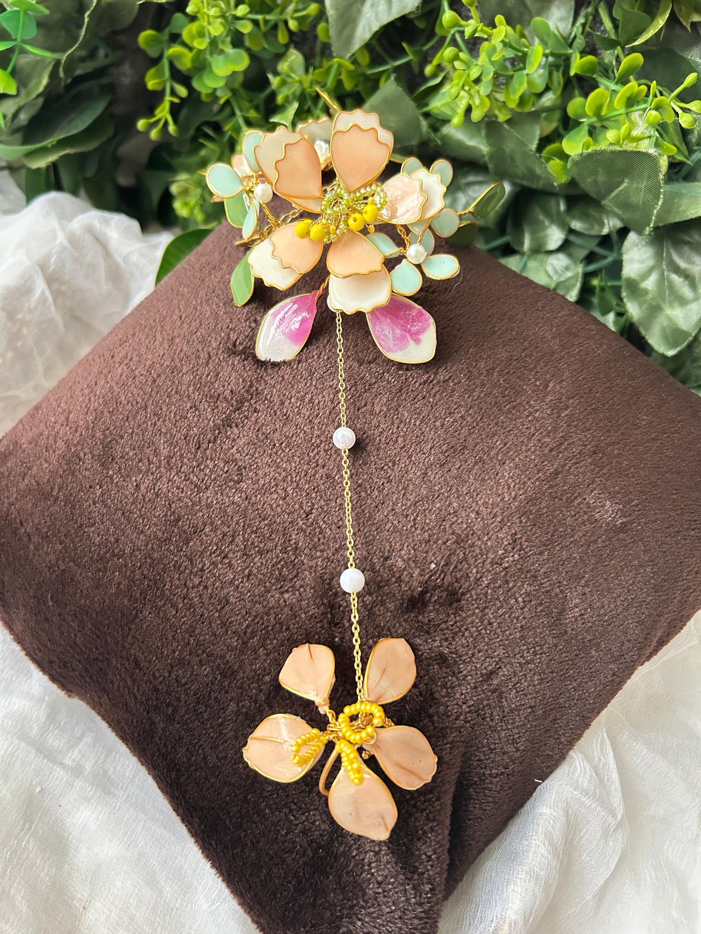 Lilly hand Harness