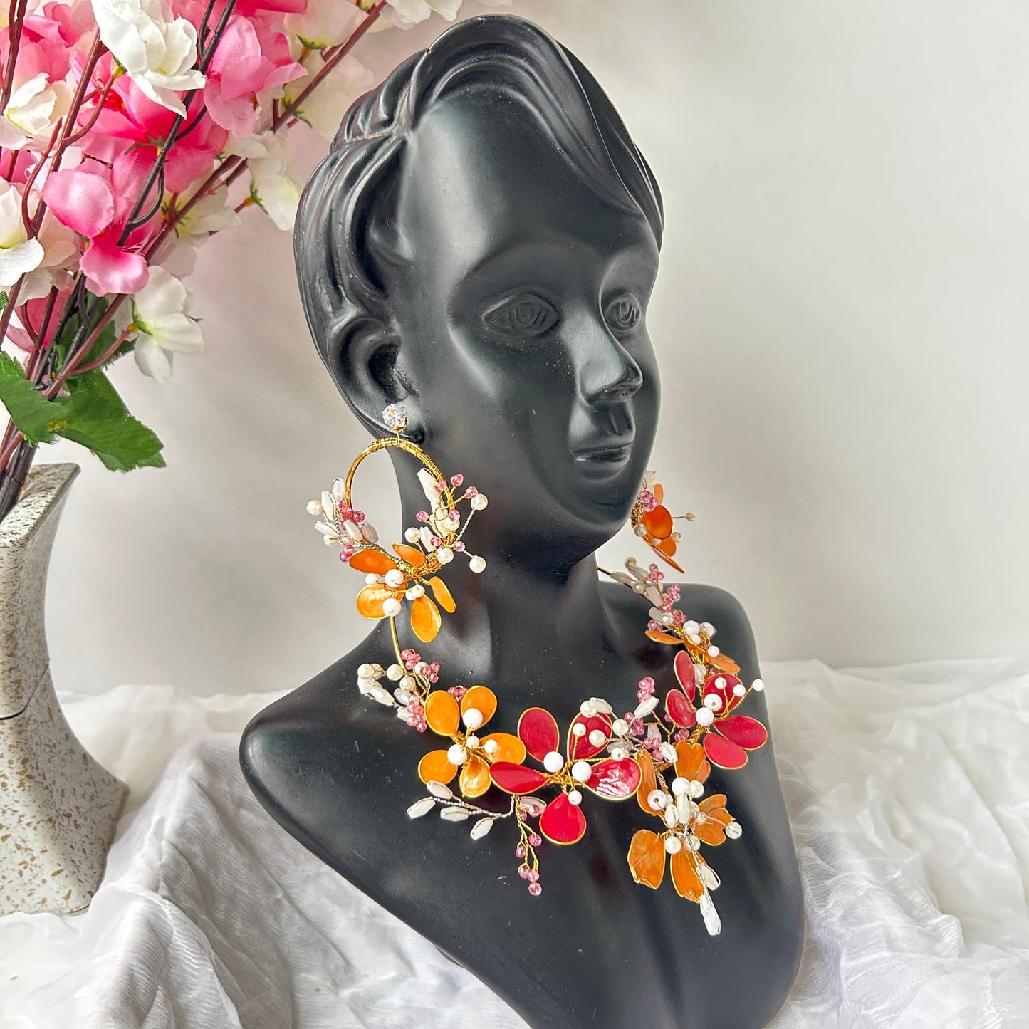 Sara Necklace & earrings