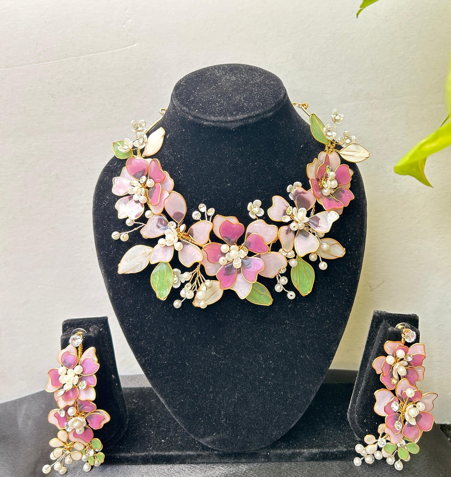 Mariana Necklace & earrings