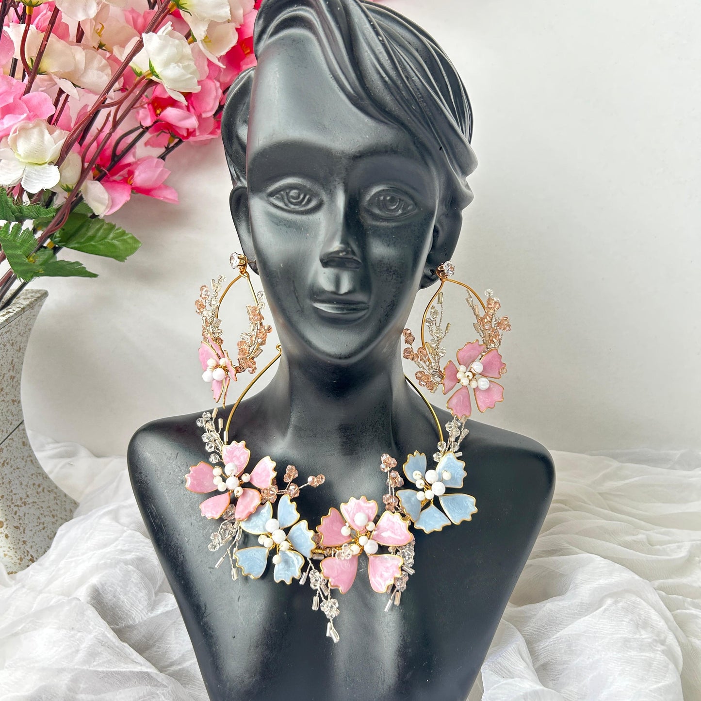 Stevie Necklace & earrings