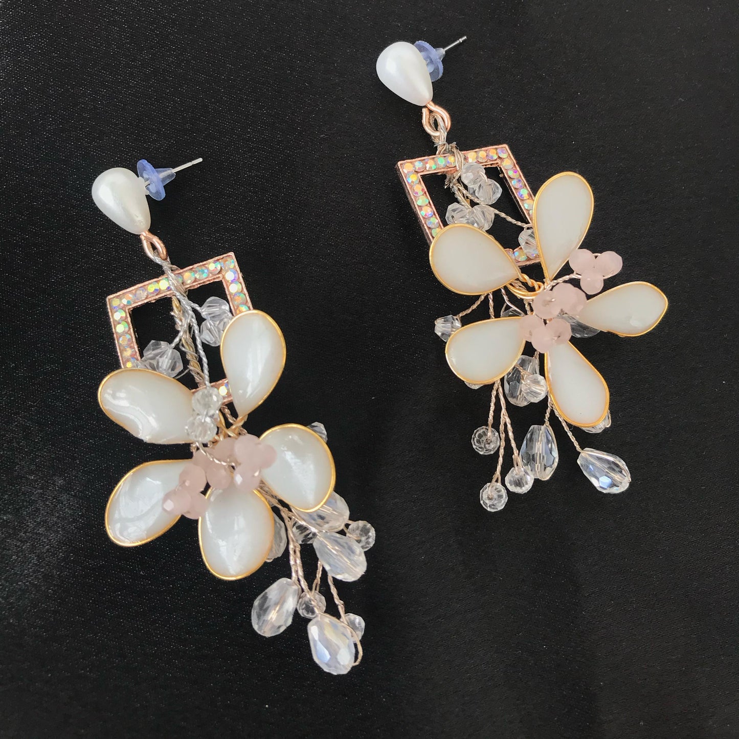 Mary Earrings