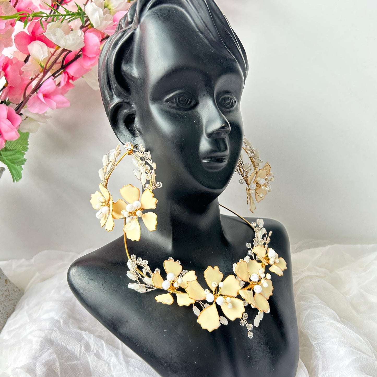 Delaney Necklace & earrings
