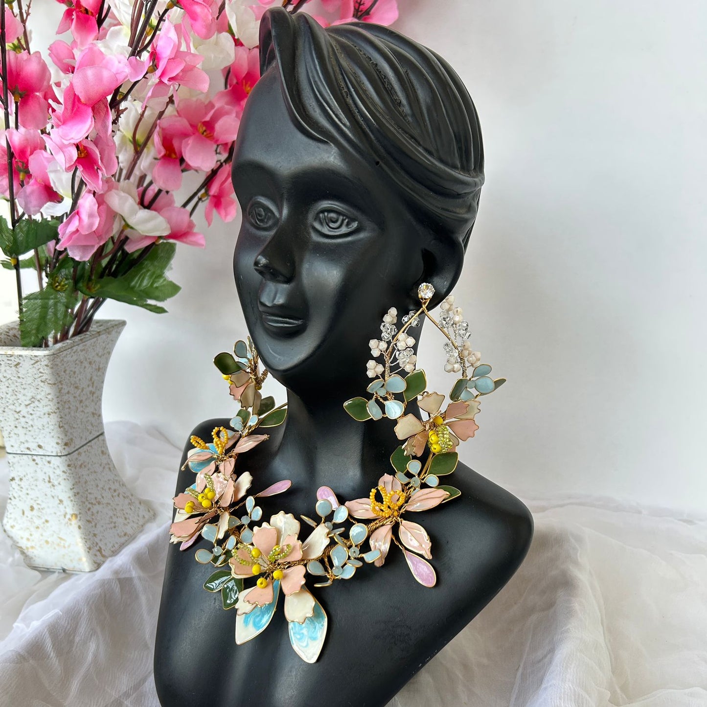 Amelia Necklace & earrings