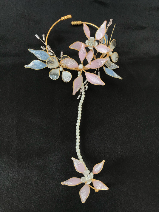 Everly hand Harness