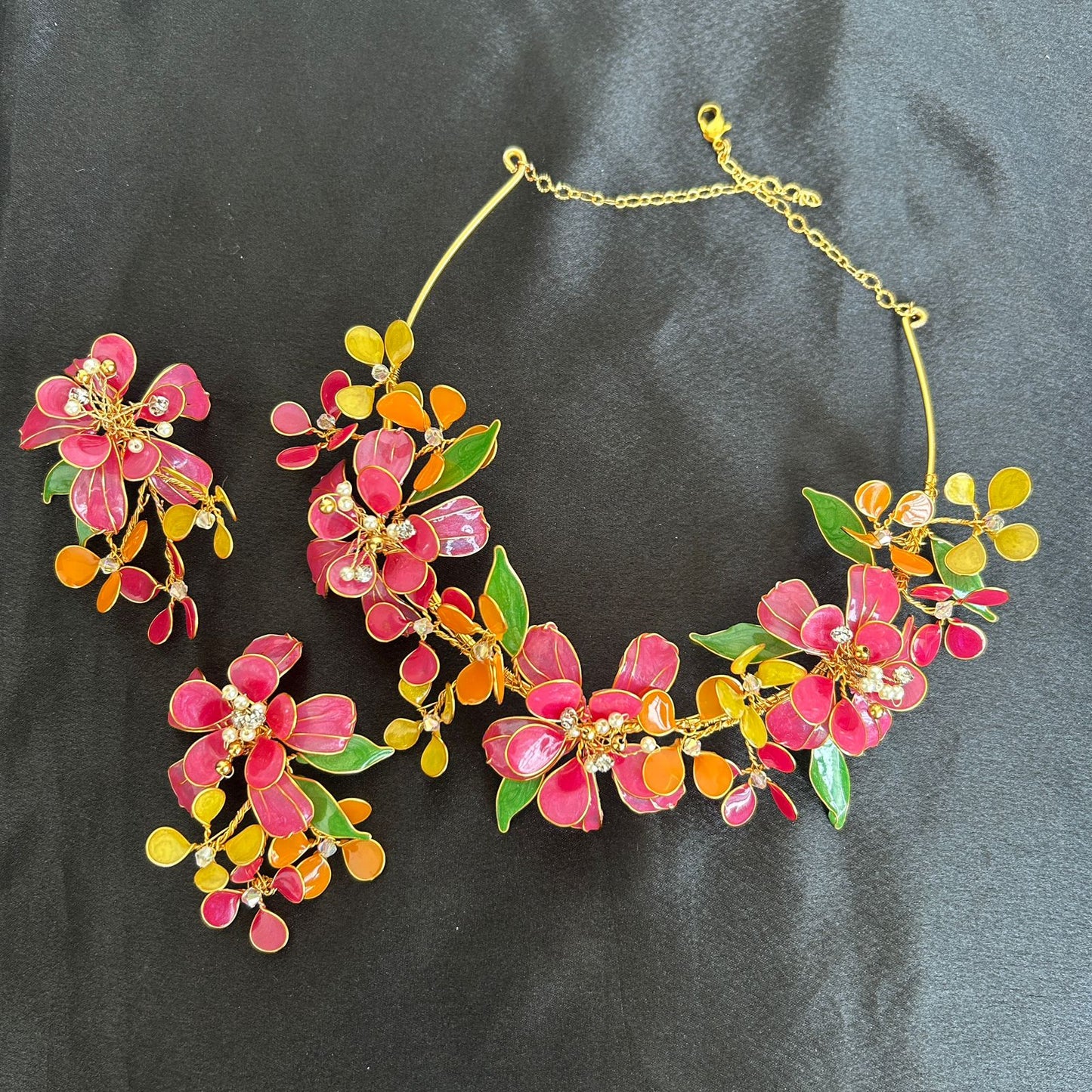Layla Necklace & earrings